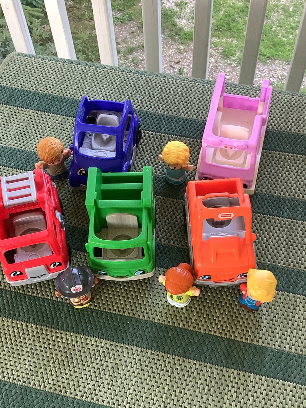 Fisher price Little People lot of 5  vehicles w/ figures